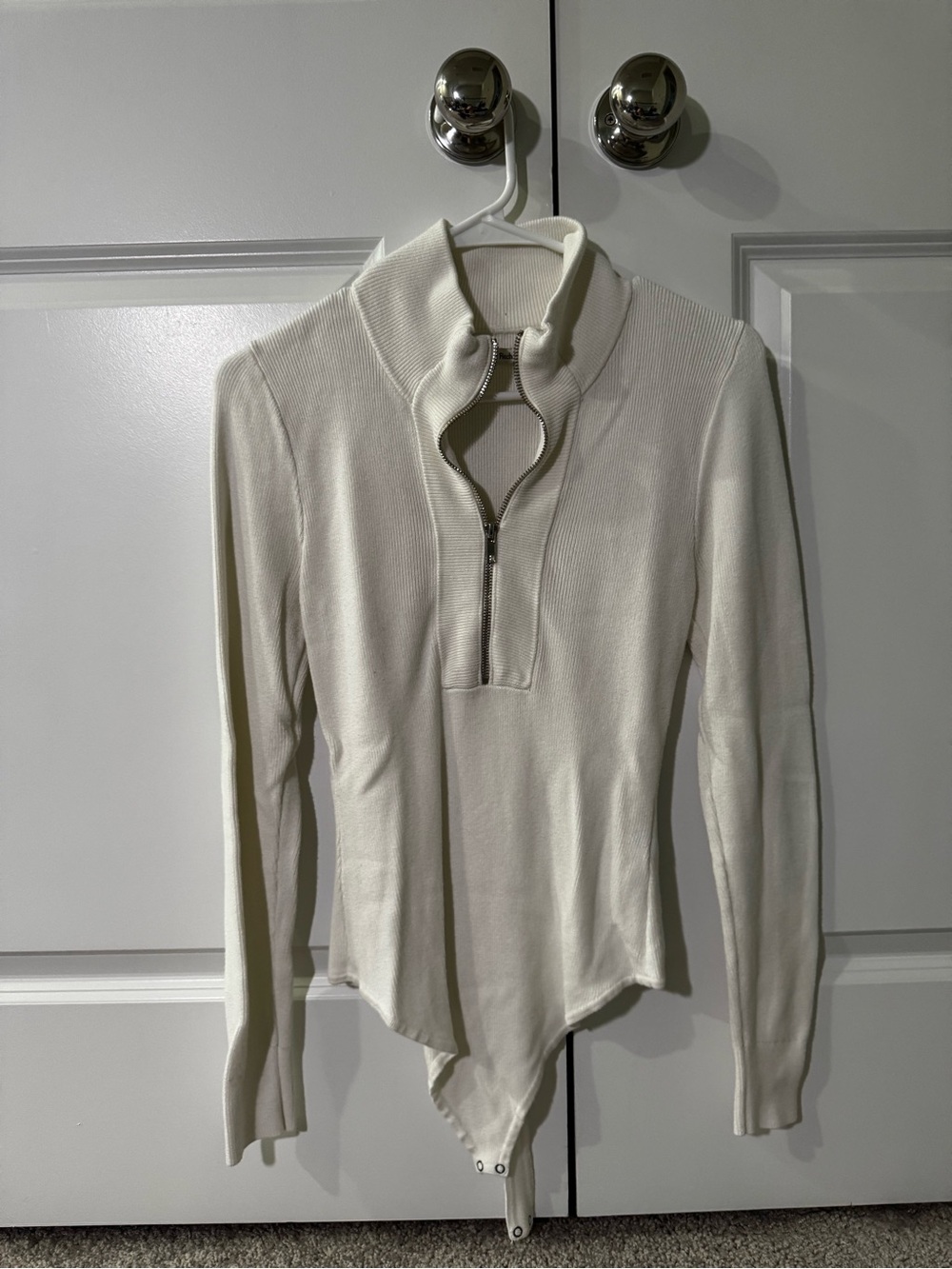 Abercrombie & Fitch Cream Long-Sleeve Zip-Front Bodysuit